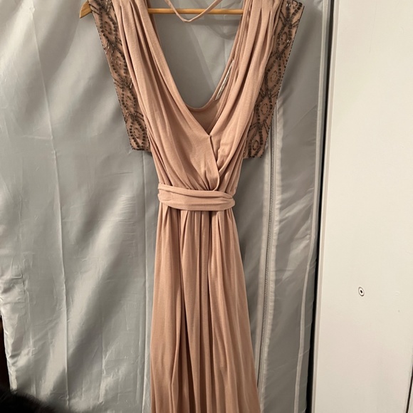 Dress - Picture 2 of 6